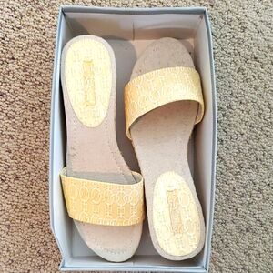 NWT Nine West Wedge Slide Sandalssz 9.5